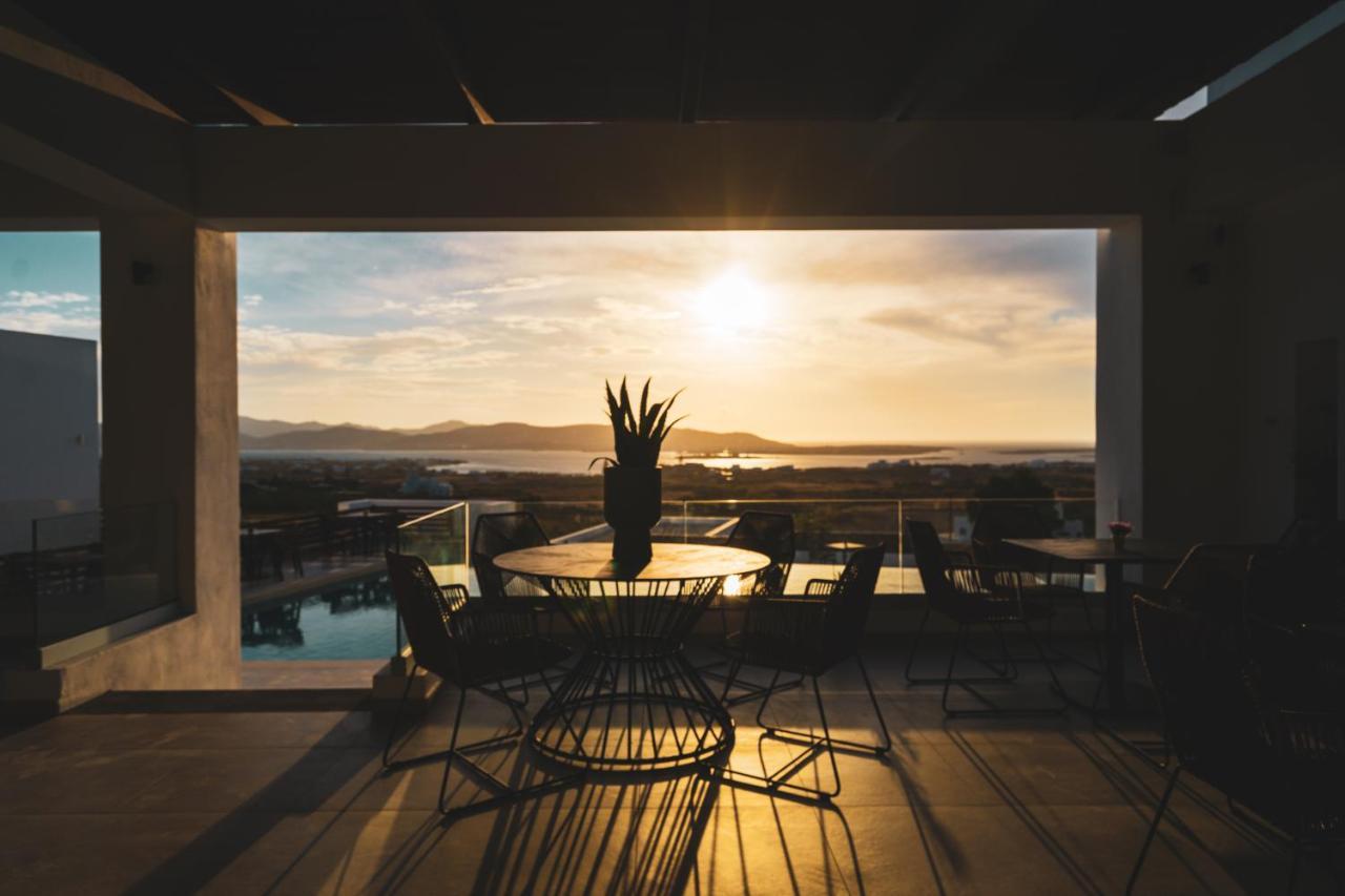 Kouros Blanc Resort & Suites Пунда Екстериор снимка