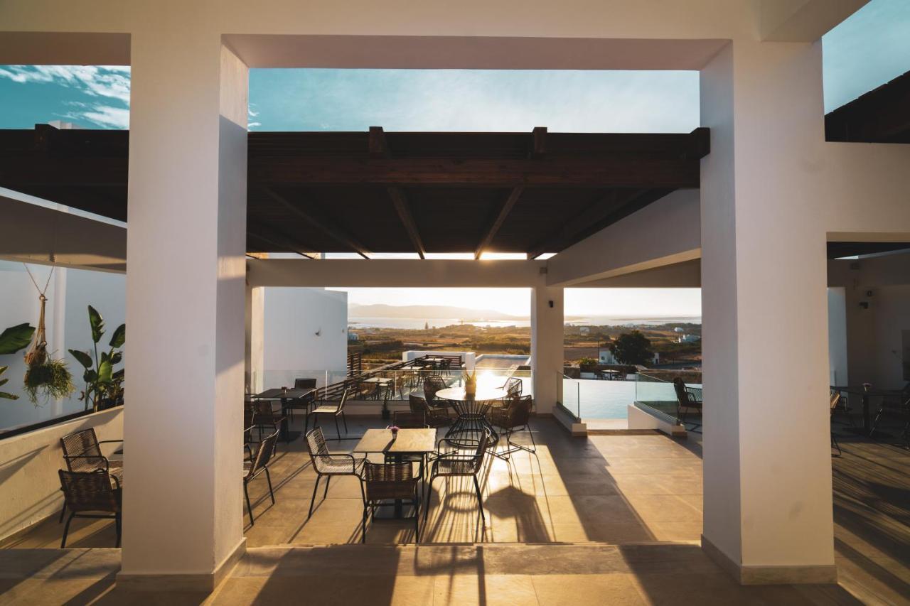 Kouros Blanc Resort & Suites Пунда Екстериор снимка