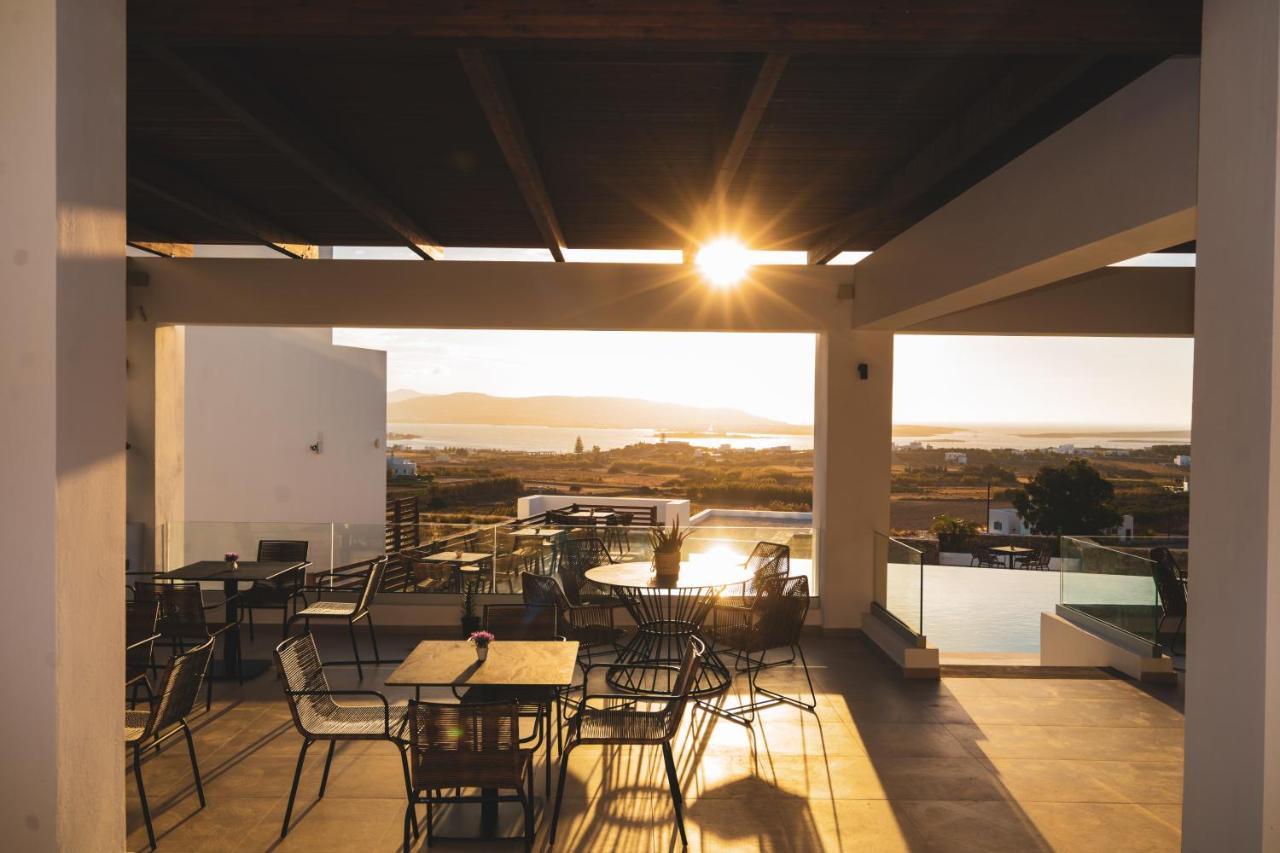 Kouros Blanc Resort & Suites Пунда Екстериор снимка